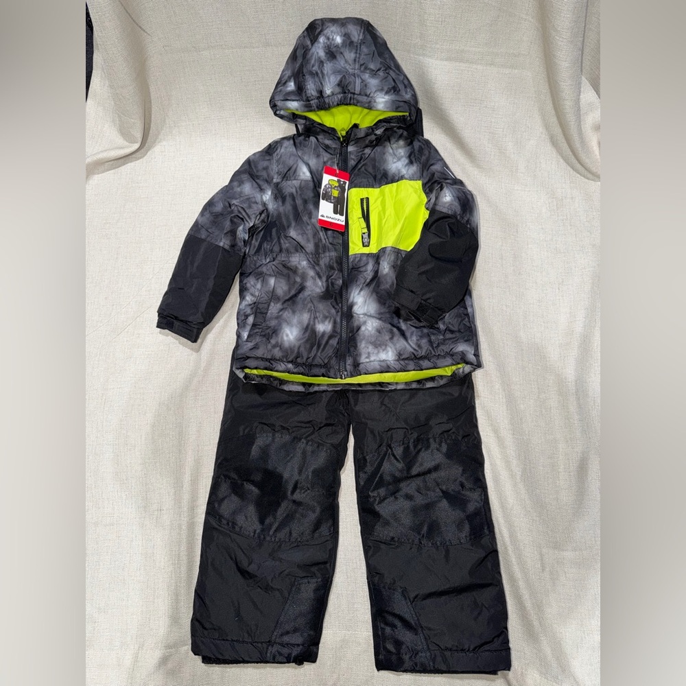 Snozu Boys Jacket and Bib Size 6